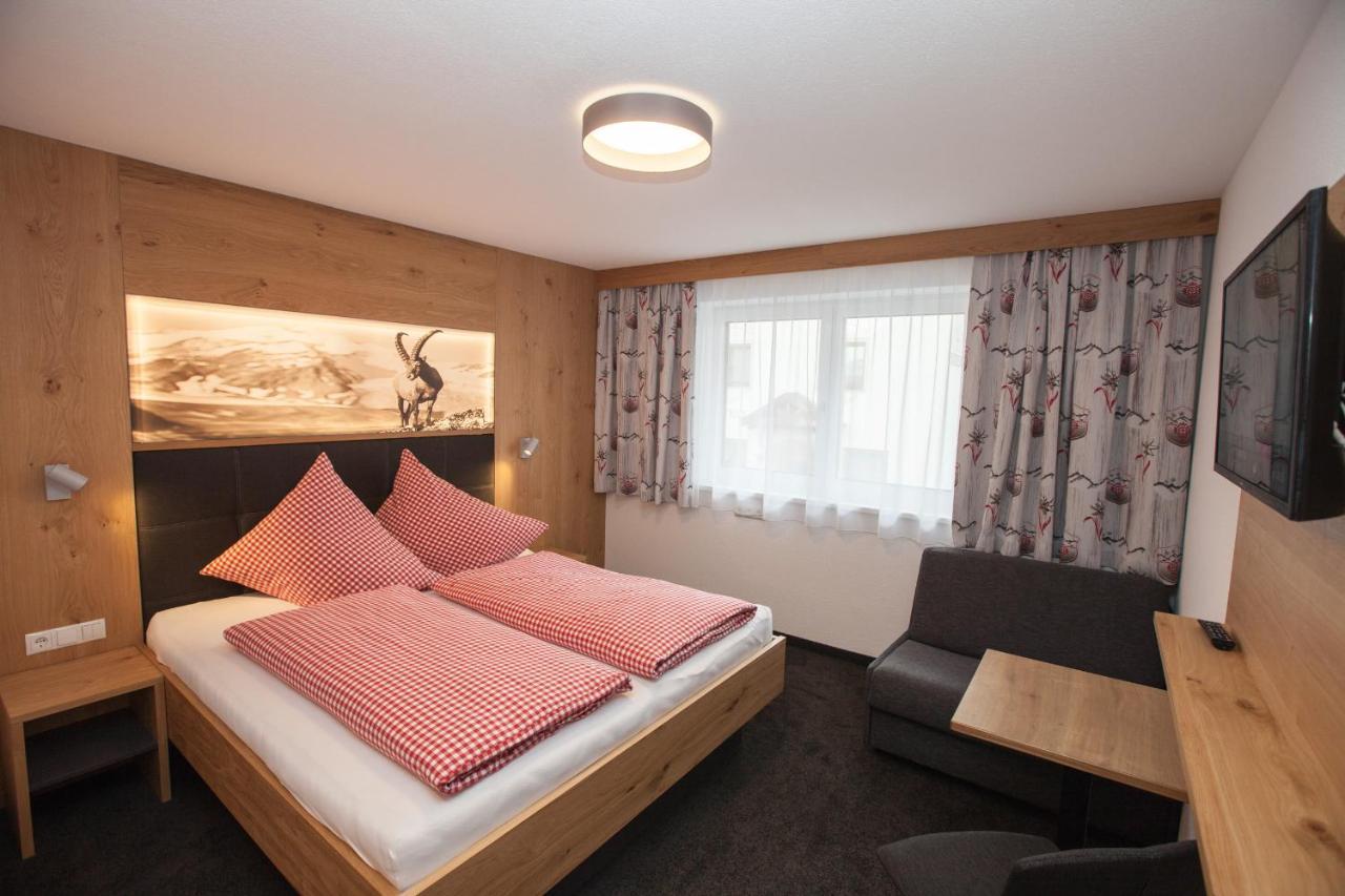 Haus Kuechelspitz Bed and Breakfast Ischgl Exteriör bild